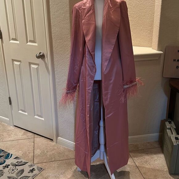 Naked Wardrobe Womens Medium Long Silky Robe Pink Pearls Rhinestones NWOT - Picture 1 of 8